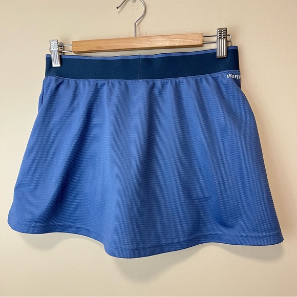 Adidas Women’s Club Tennis Skirt - Picture 6 of 13
